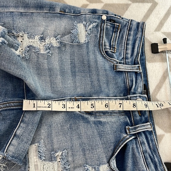 Judy Blues Lace patch size Small JB150042‎ Distressed Women's Shorts - Picture 8 of 9